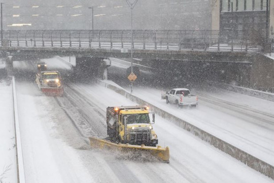 'Bom bão tuyết' ồ ạt tấn công hàng loạt thành phố Mỹ