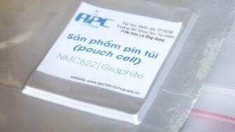 Nhóm nghiên cứu Việt chế tạo pin lithium ion dạng túi từ rơm và vỏ trấu

