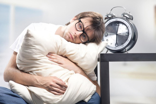Giấc ngủ thất thường làm tăng nguy cơ bệnh tim